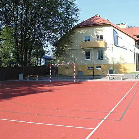 ホステル Integracyjne Centrum Opieki Wychowania Terapii