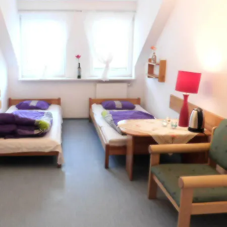 Integracyjne Centrum Opieki Wychowania Terapii * セロツク