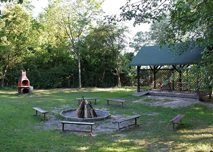 Integracyjne Centrum Opieki Wychowania Terapii Hostel *