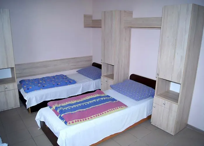 Integracyjne Centrum Opieki Wychowania Terapii Hostel