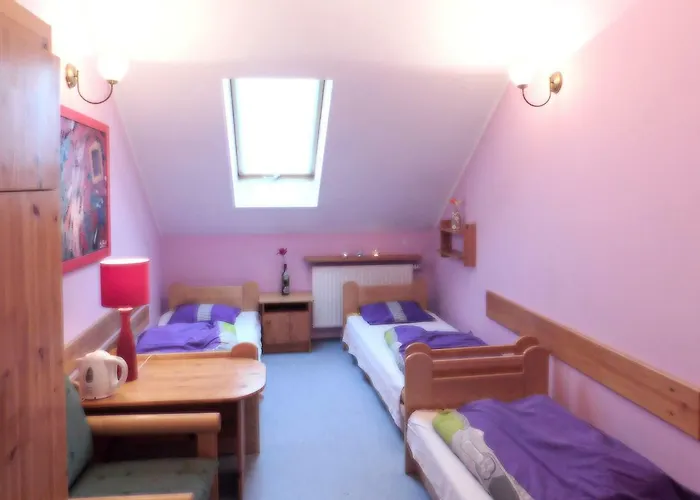 Integracyjne Centrum Opieki Wychowania Terapii * Serock