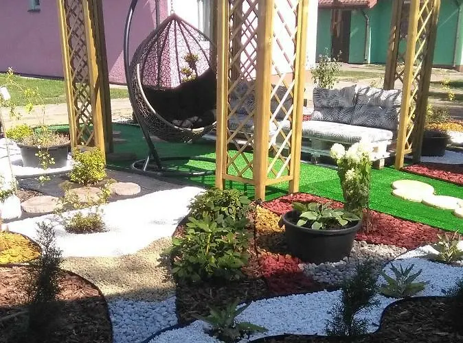 Integracyjne Centrum Opieki Wychowania Terapii * Serock